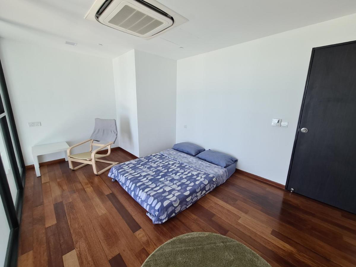 Pangsapuri Sunrise Gurney Executive Premium