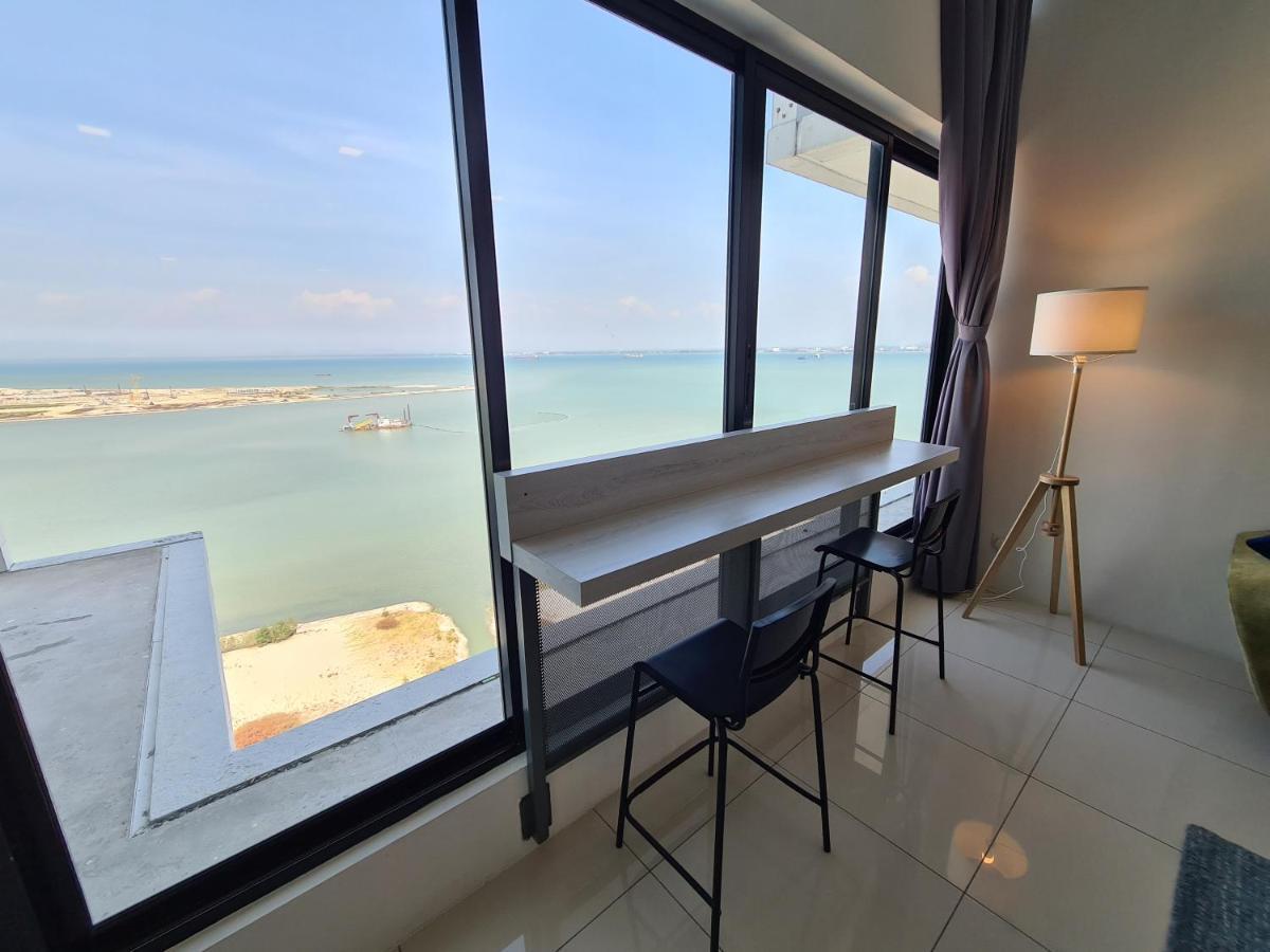 Sunrise Gurney Executive Premium Pangsapuri